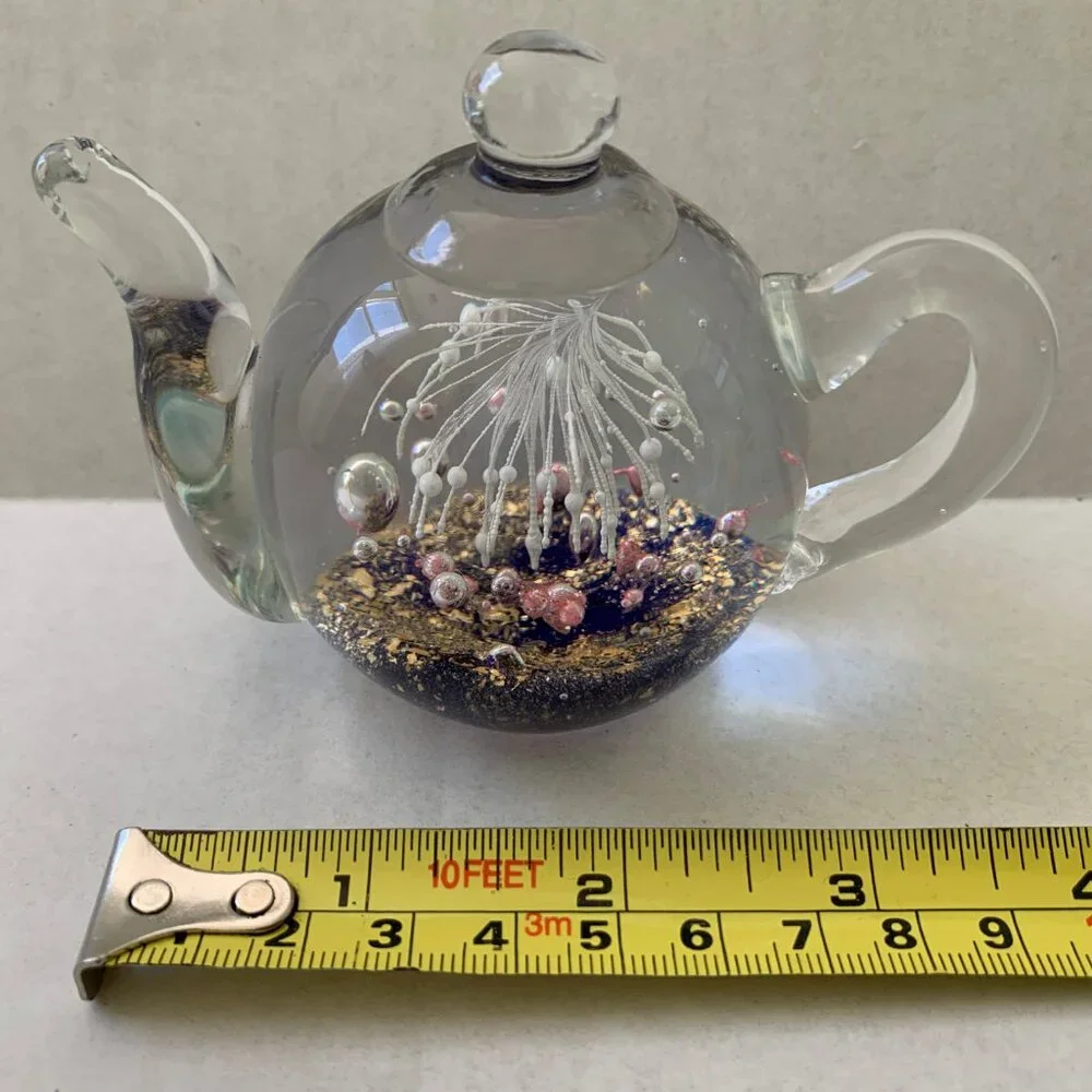 Teapod Paperweight Glass Dynasty Gallery Heirloom 4x3